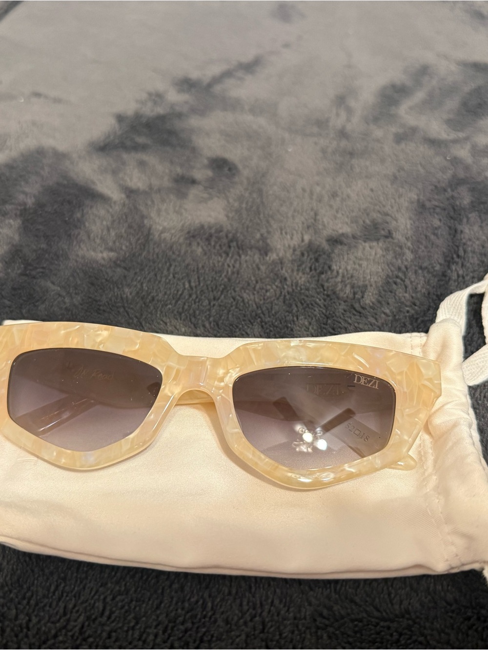 DEZI Cream Marbled Cat-Eye Sunglasses with Gradient Lenses